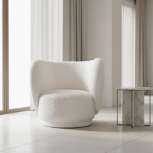 Amani'S Boutique Creamy chair