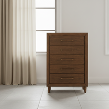 Lyncott Chest
