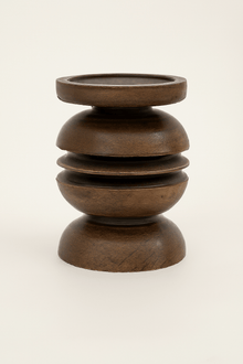 Pillar Holder