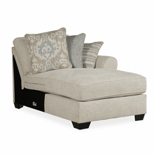 Rilynn RAF Chaise