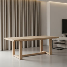 Yalinton Dining Table
