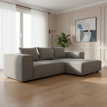Basque Sectional Right