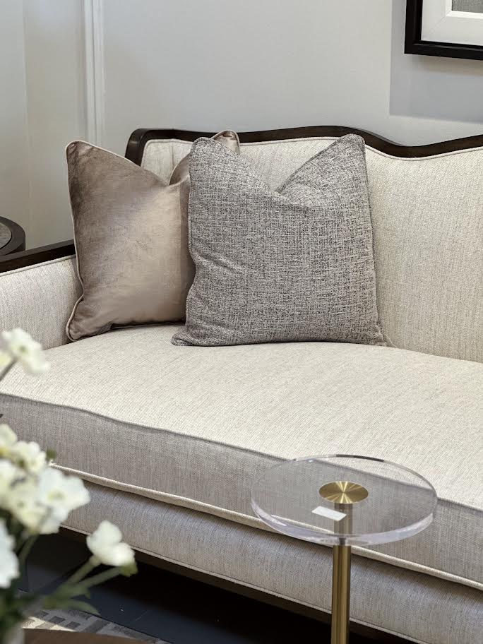 كنبة شوق الرمادية