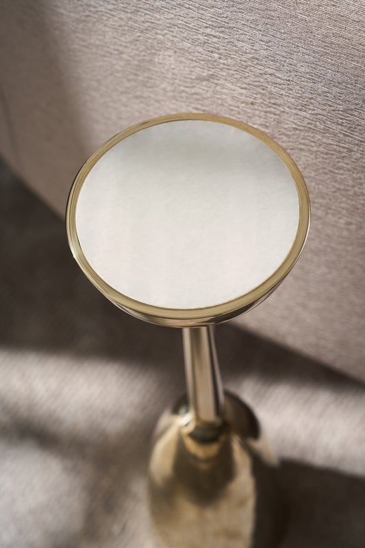 طاولة جانبية كلاسيكية من كاراكول - غاما