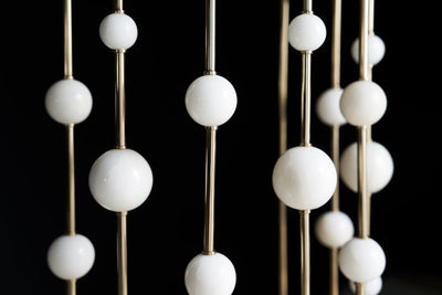 طاولات جانبية متداخلة بتصميم مداري