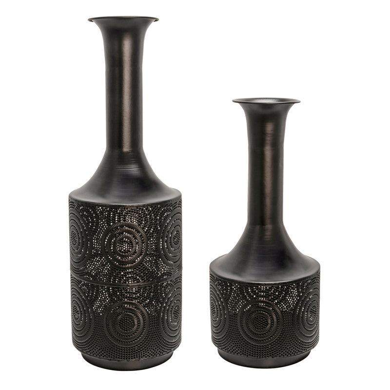 METAL 19 TEXTURED VASE, BLACK