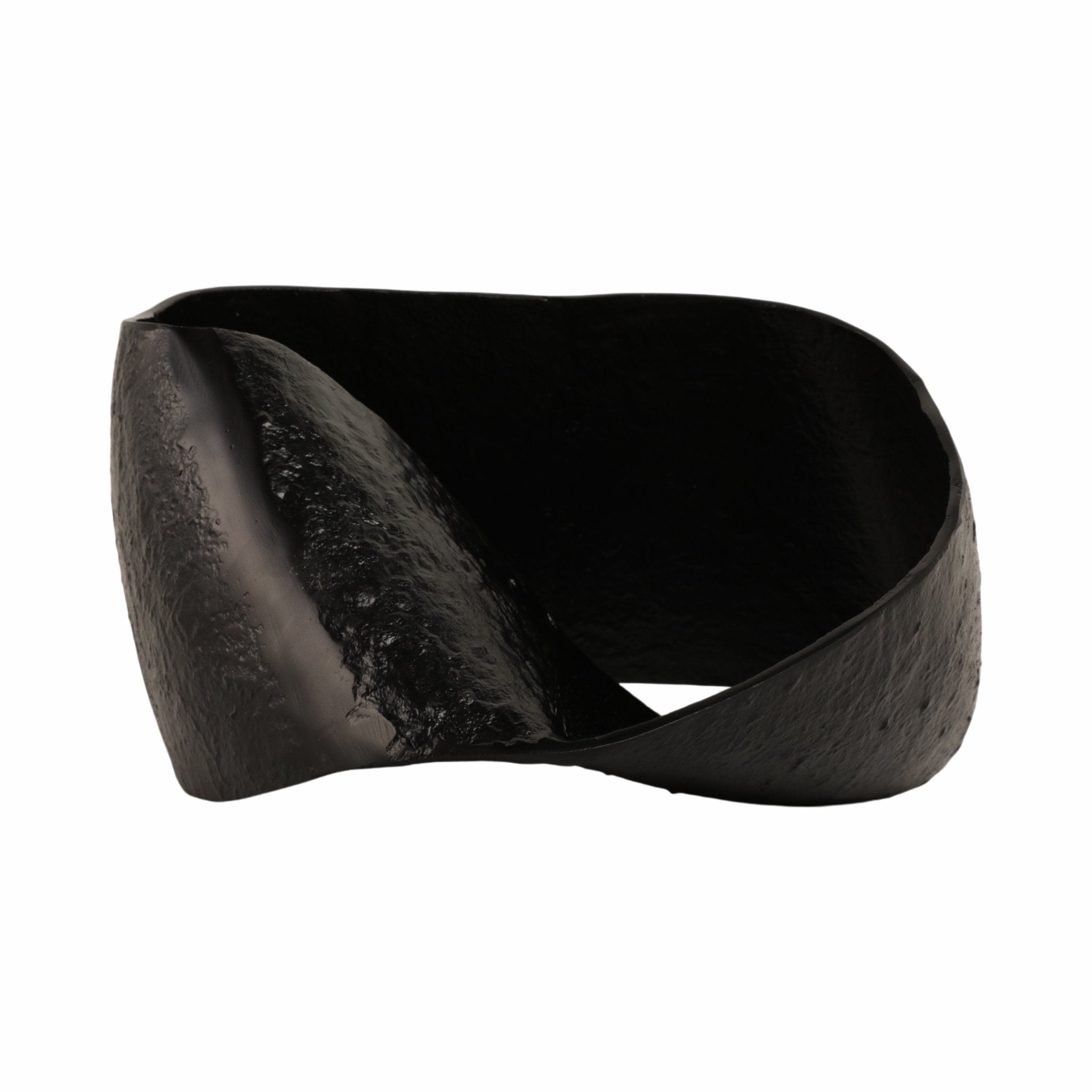 15" TWISTED METAL CIRCLE, BLACK Table Decors| Sagebrook Home
