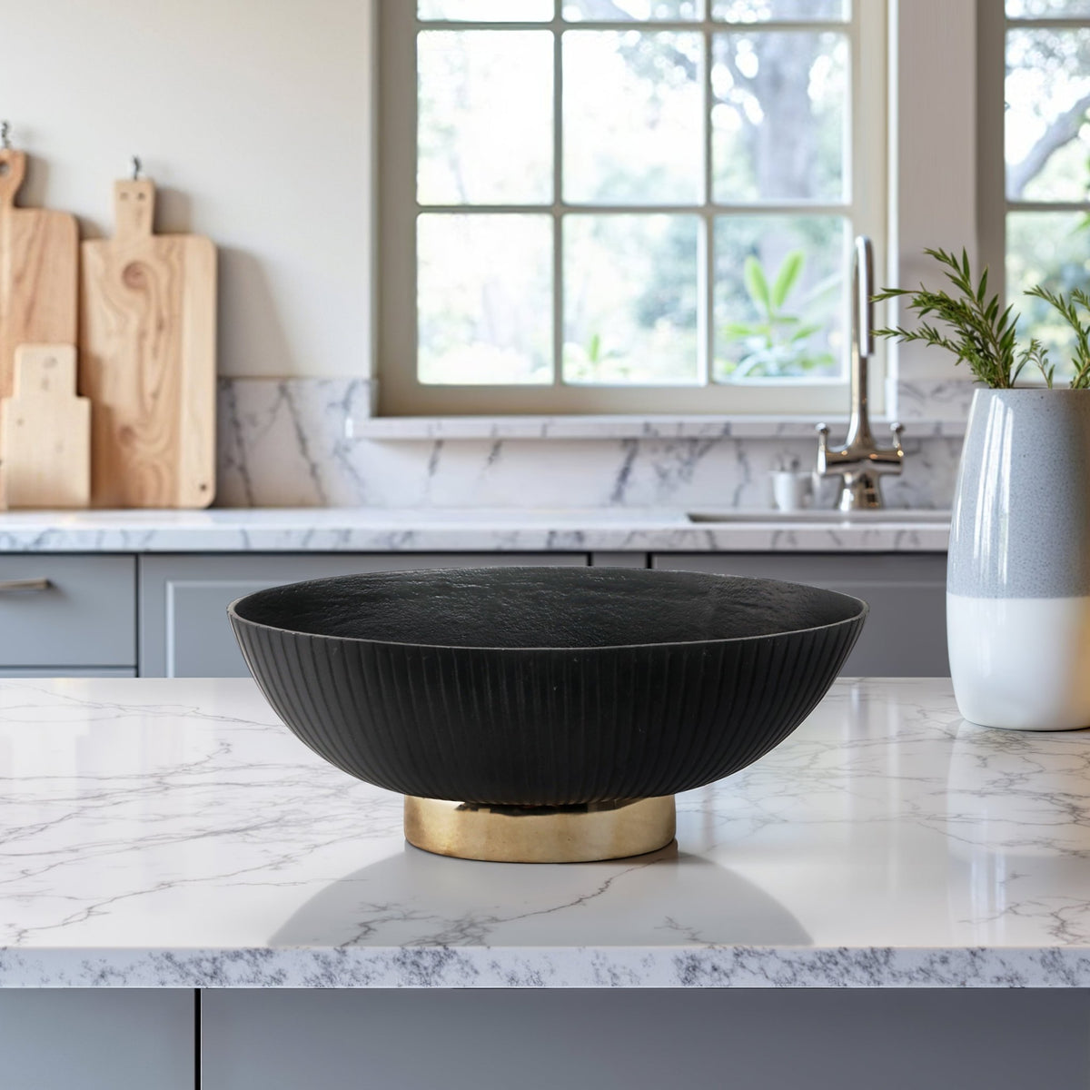 17" Willmar Black And Gold Bowl Table Decors| Sagebrook Home