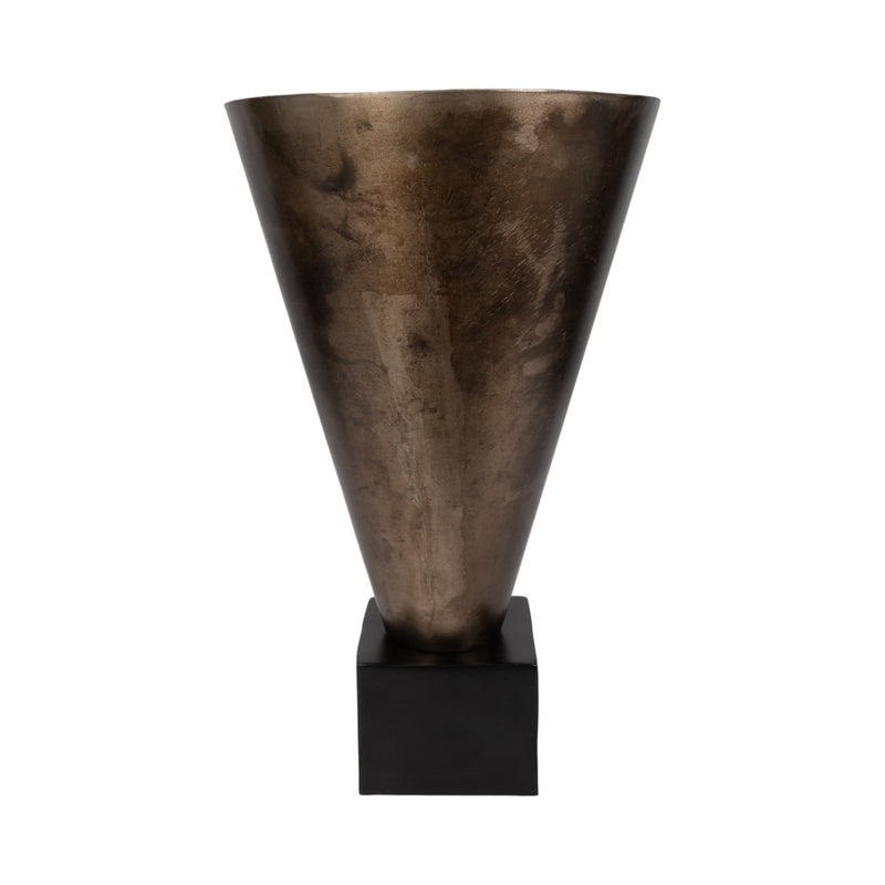 19" Cassendra Large Metal Vase, Gold - Al Rugaib Furniture