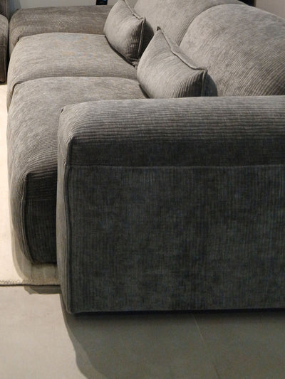 AlDana black rights arm facing seater