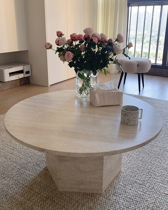 Royal | OpulenceOrb Marble Coffee Table in Natural Travertine Marble - Beige - 100x100x45 cm