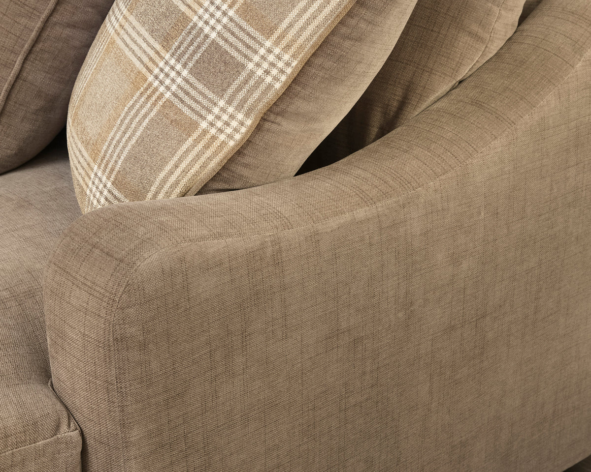 ChloeeAnne Sofa Set
