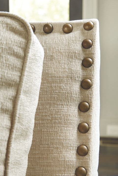 كنبة كلوفر فيلد