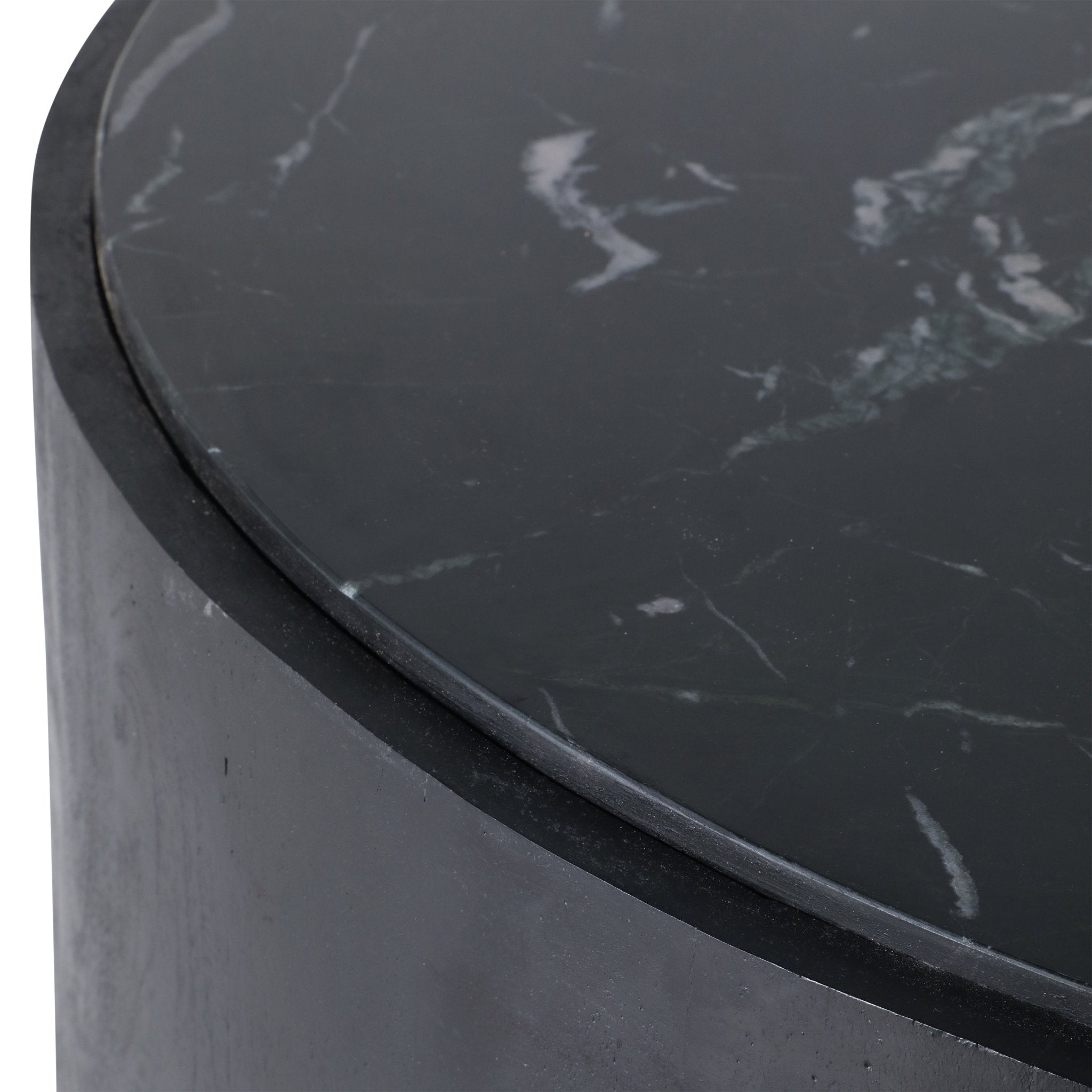 32x17 Marble Inlay Rnd Coffee Table, Blk/wht Coffee Tables| Sagebrook Home