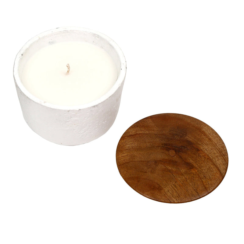 4" 7 Oz Wild Jasmine & Daisy Candle With Lid, Wht - Al Rugaib Furniture