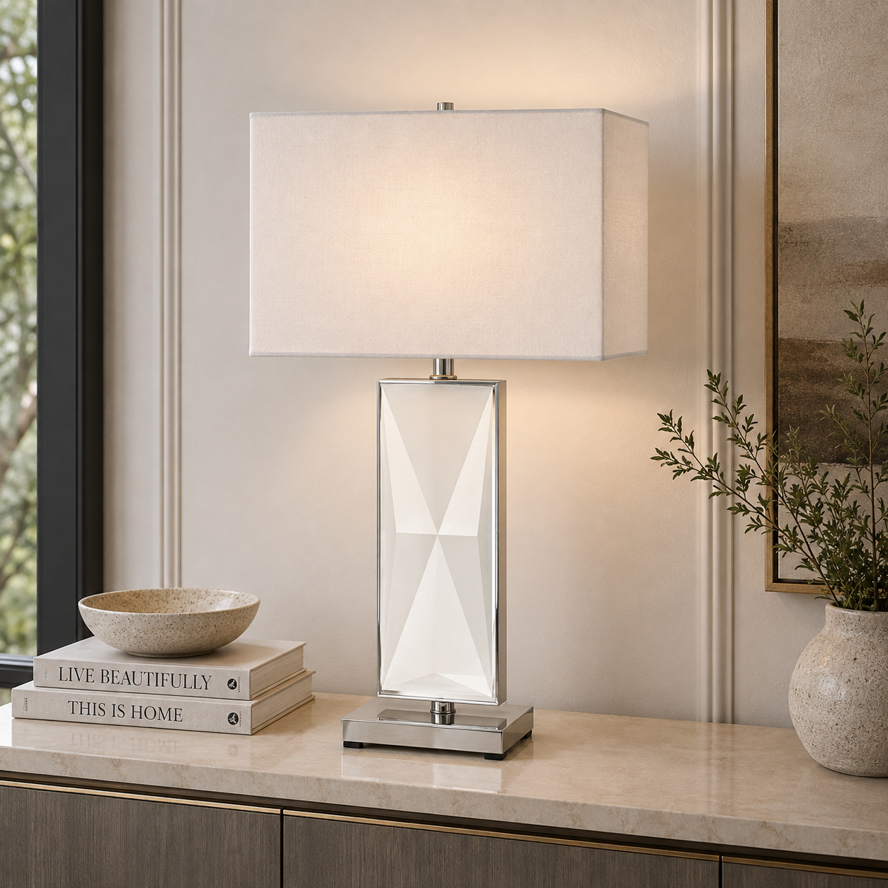 Rylan Faceted Cast Lamp