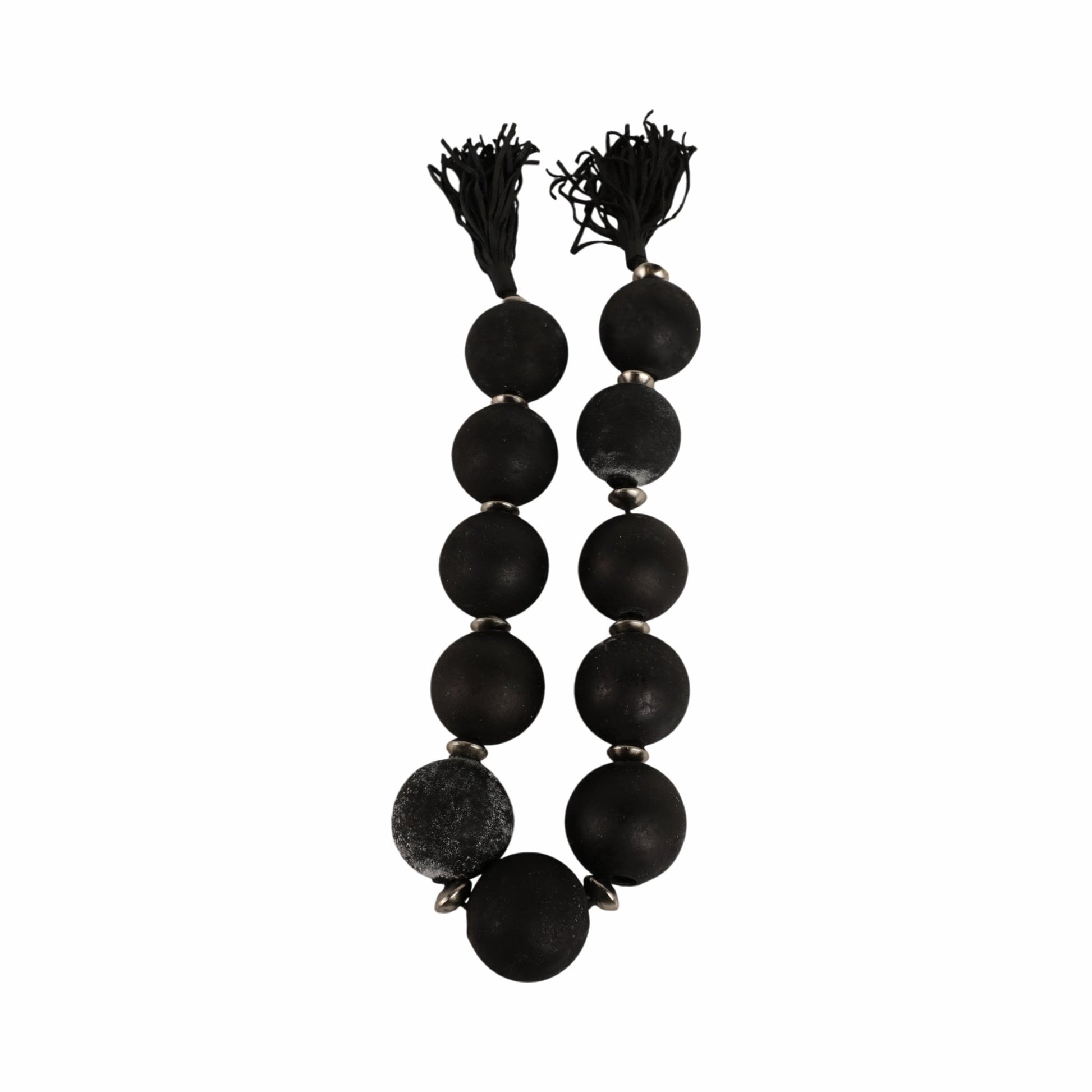 56'' Renton Blk & Slvr Glass Garland W Lthr Tassel Table Decors| Sagebrook Home