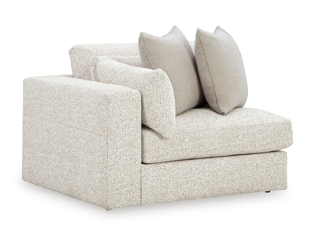 Stonecroft Manor 5-Piece Sectional with Chaise