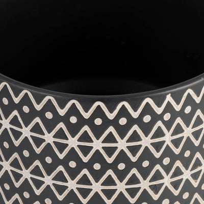 7" ABSTRACT PLANTER ON STAND, BLACK - Al Rugaib Furniture