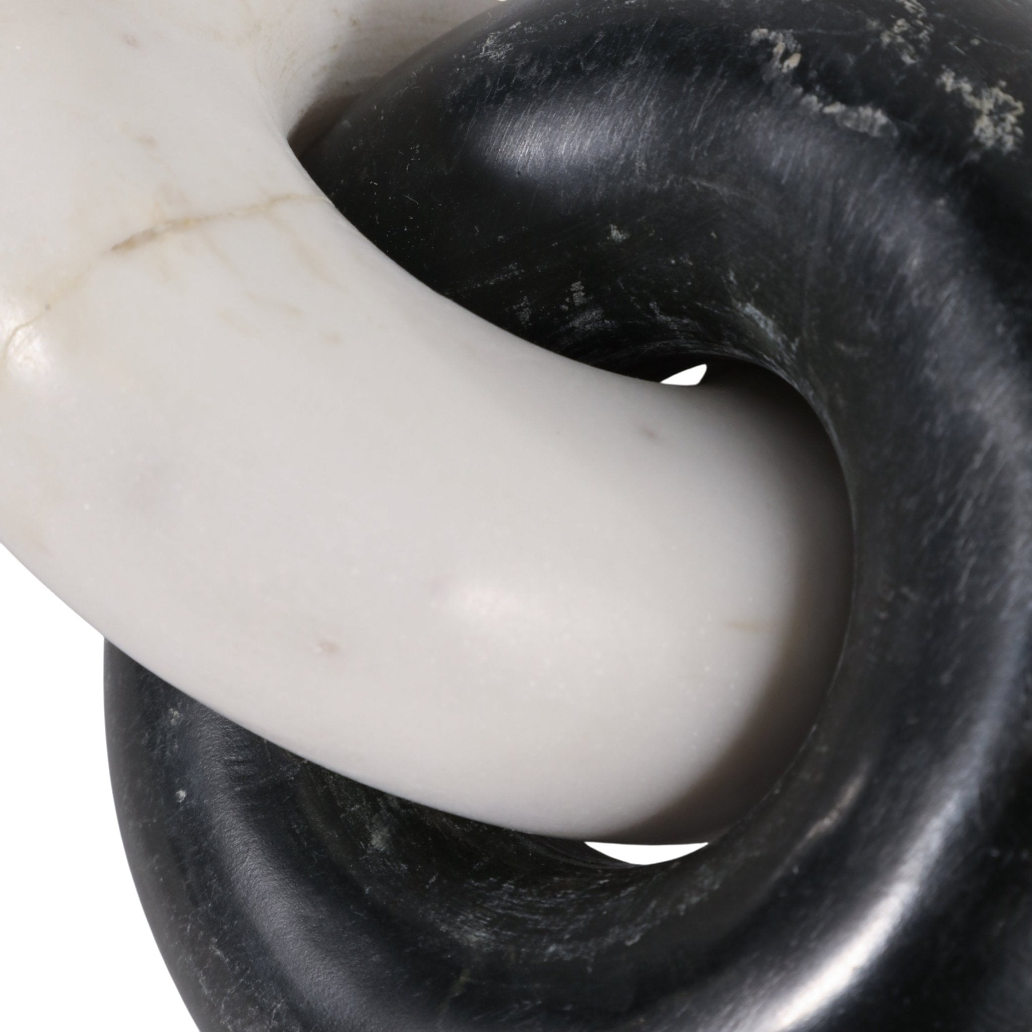 7x4" Double Ring Marble Chain, Black/white Table Decors| Sagebrook Home