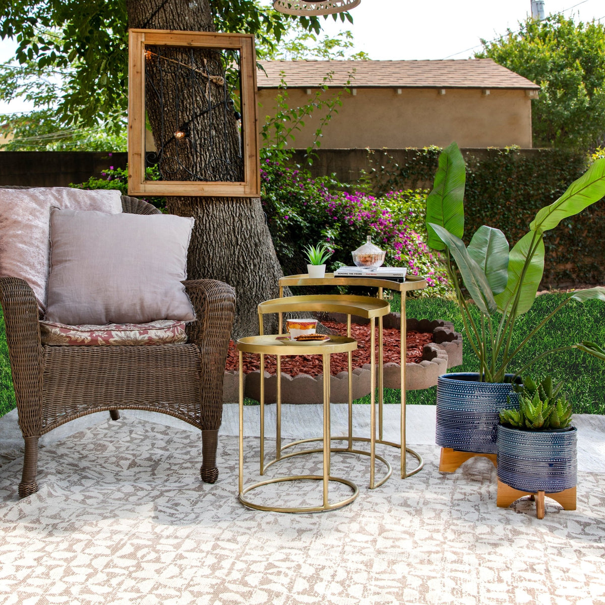 8" DOTTED PLANTER W/ WOOD STAND, BLUE Outdoor Planters| Sagebrook Home