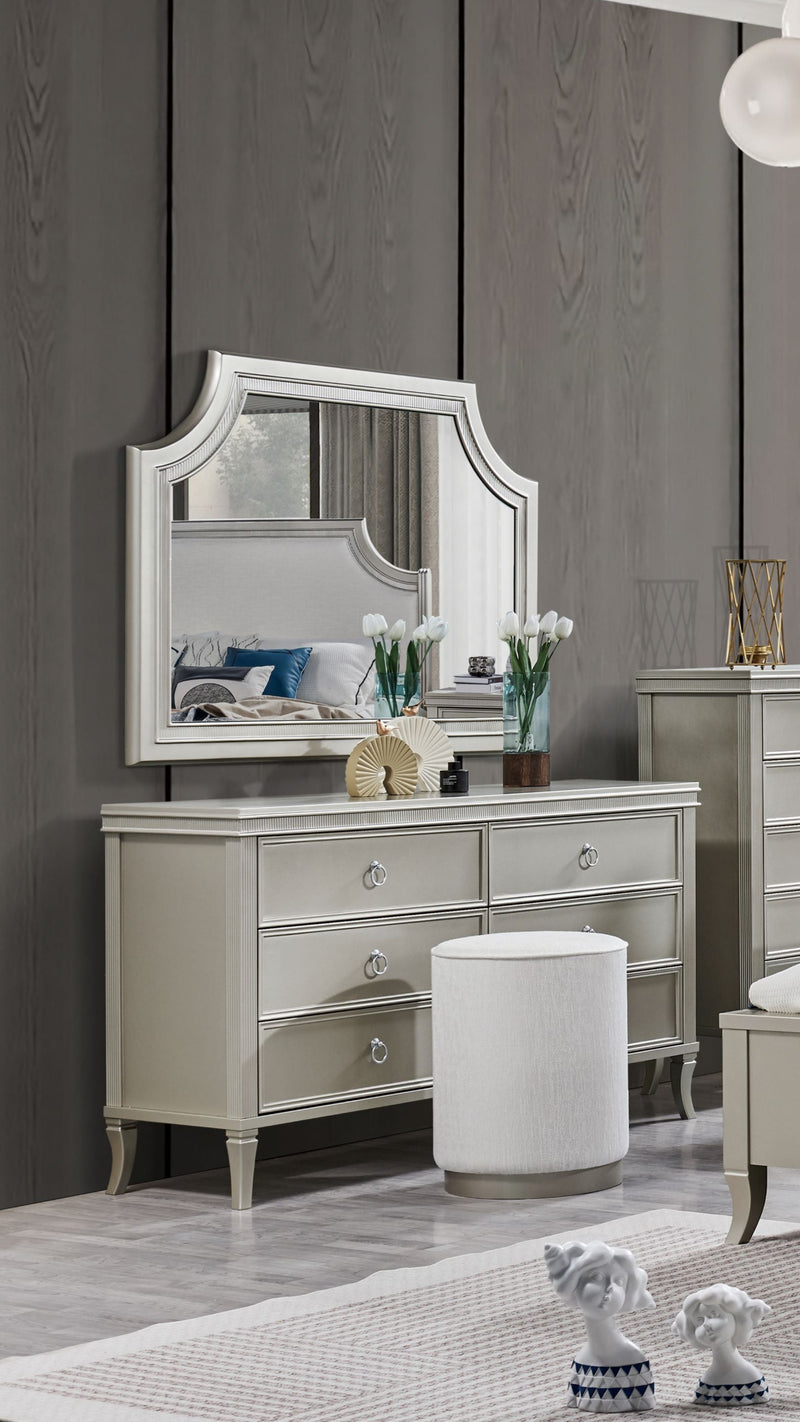 خزانة كليرمونت الخشبية