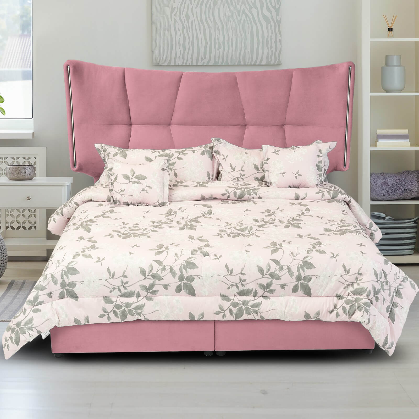 In House | Oslo Velvet Bed Frame Light Pink 200x200