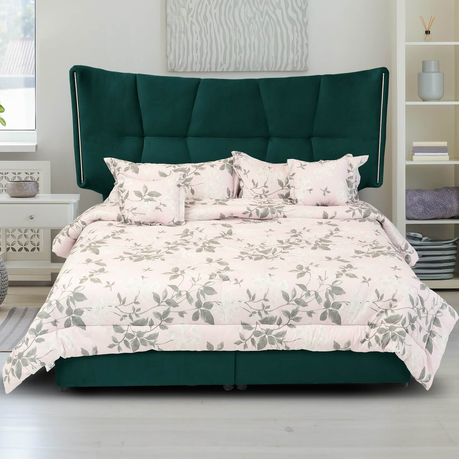 In House | Oslo Velvet Bed Frame Dark Green 200x200