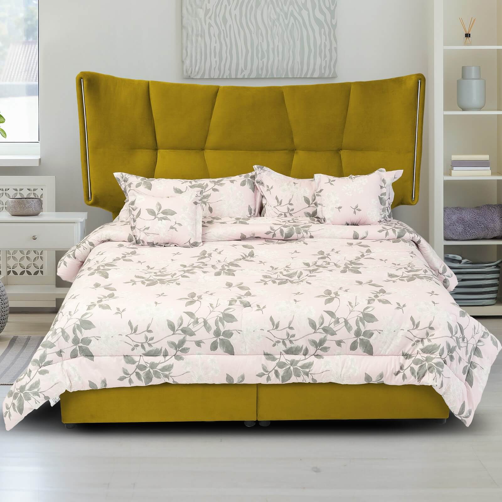 In House | Oslo Velvet Bed Frame Gold 200x200