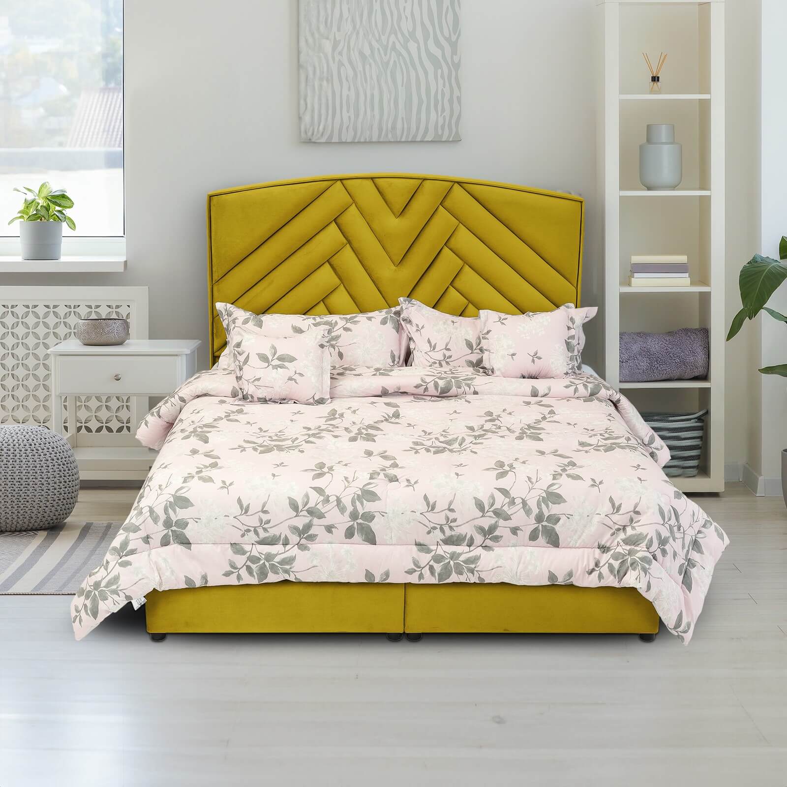 In House | Berlin Bed Frame Velvet Gold 200x150