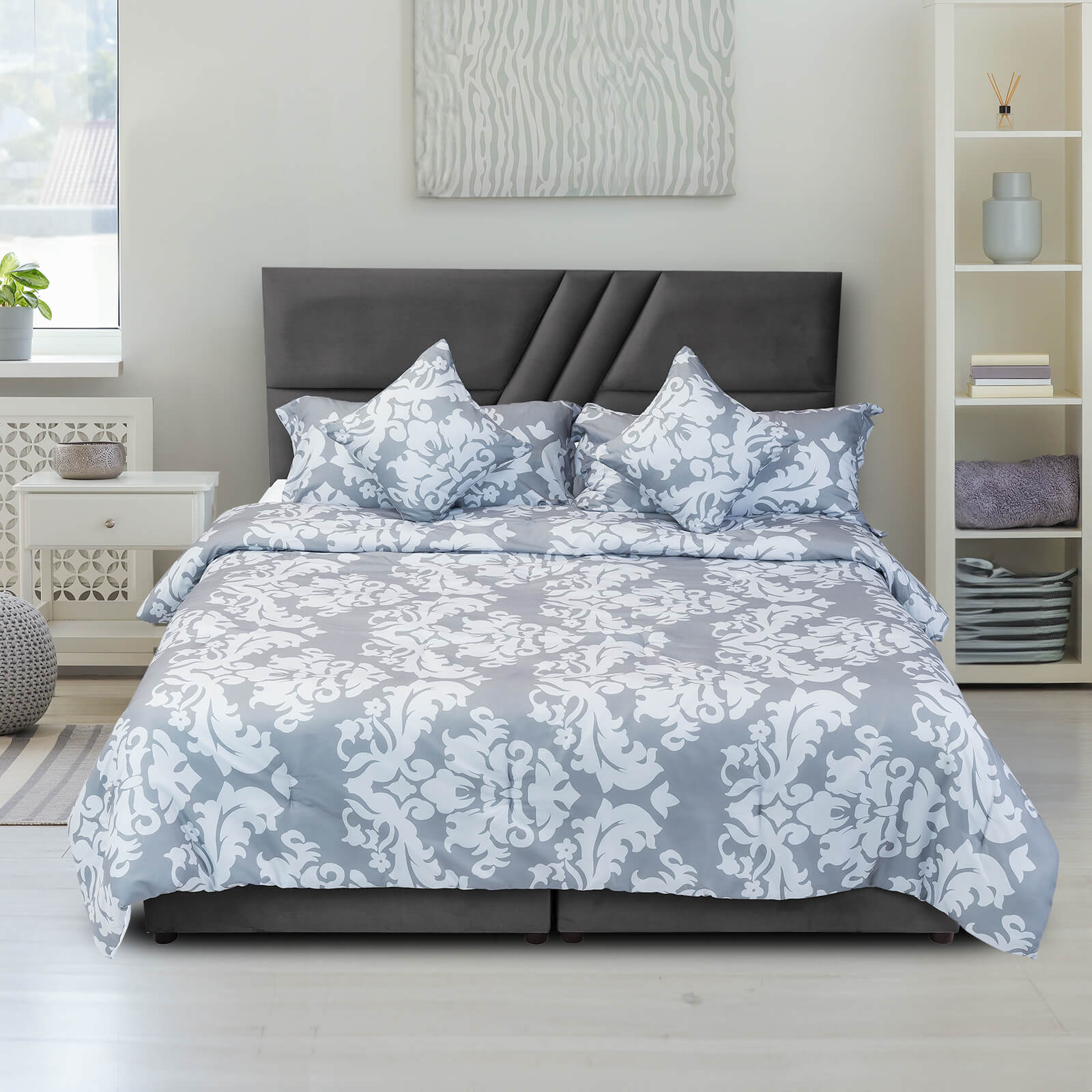 In House | Serin Bed Frame Velvet Dark Grey 200x200