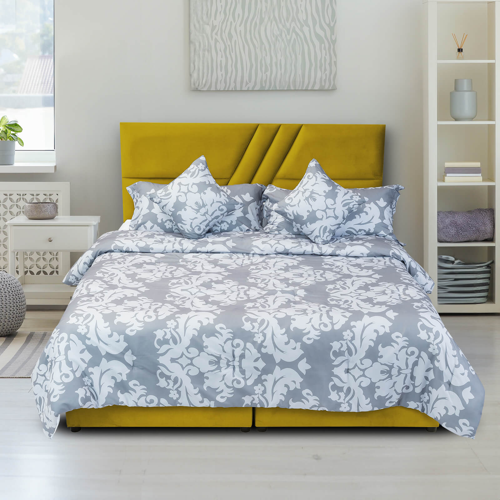 In House | Serin Bed Frame Velvet Gold 200x180