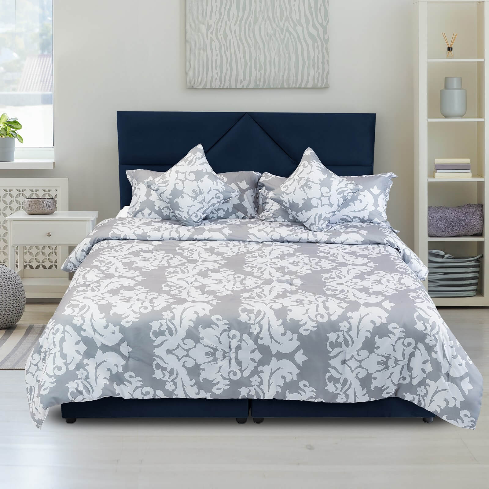 In House | Valencia Bed Frame Velvet Dark Blue 200x160