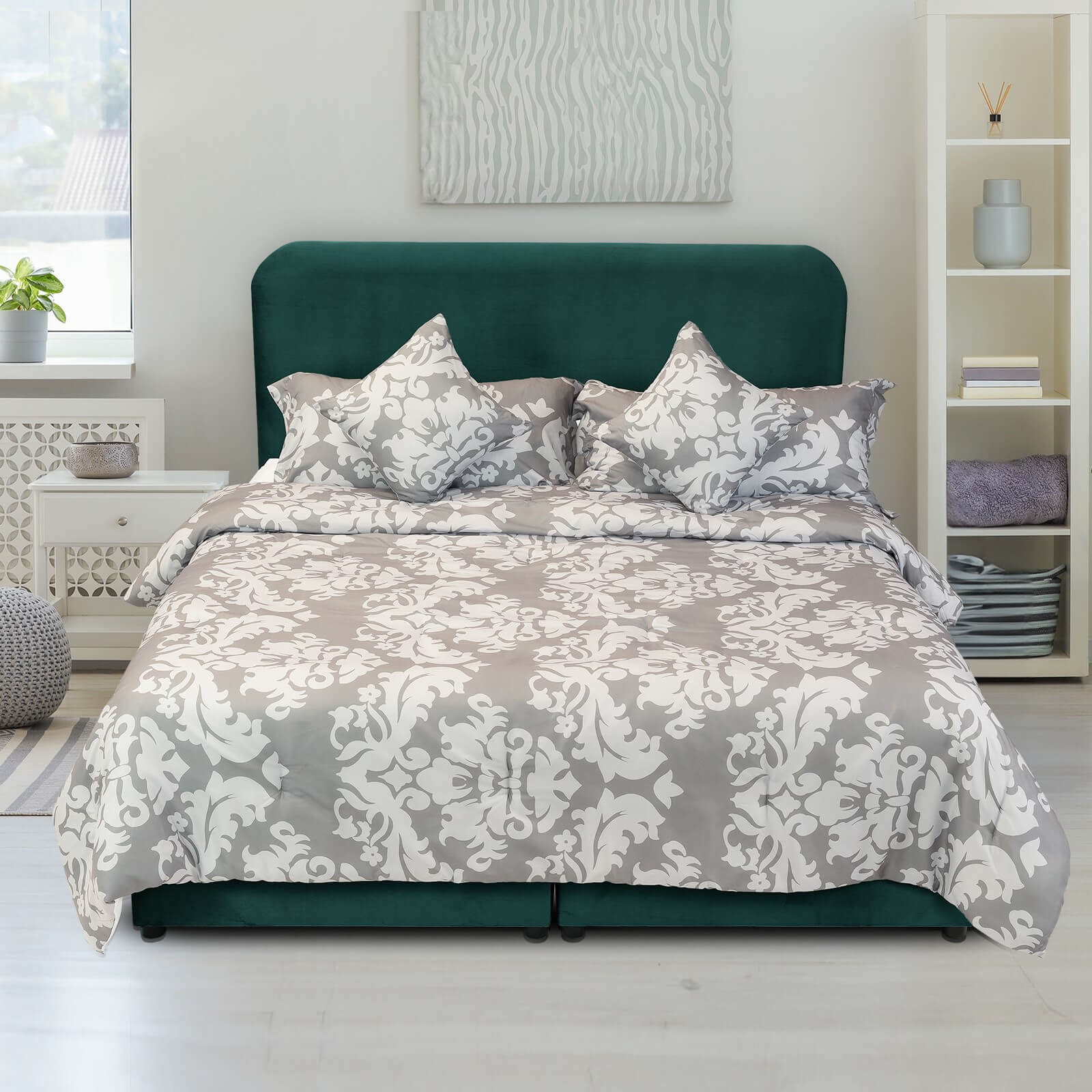 In House | Al Shahba Bed Frame Velvet Dark Green 200x200