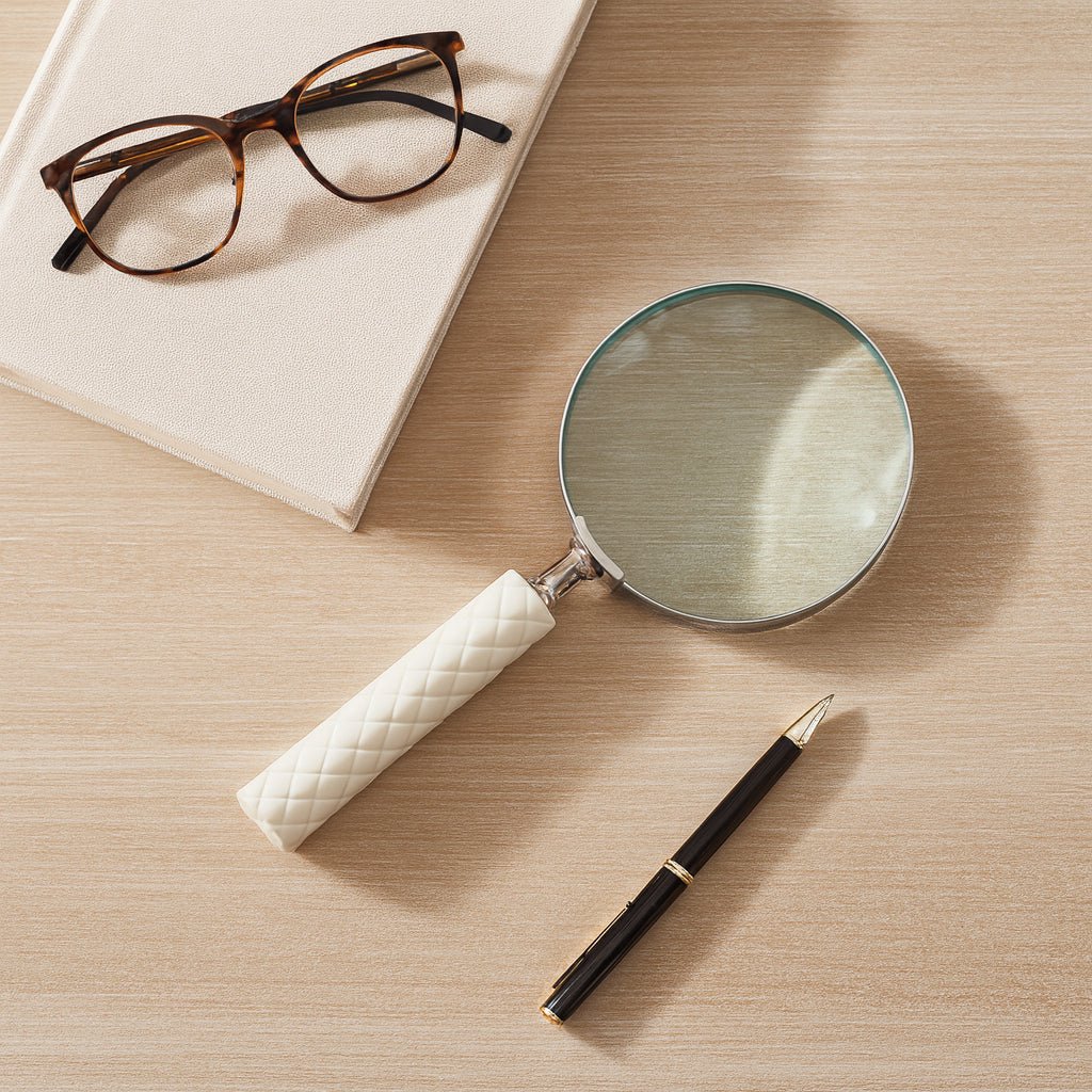9x4" Diamond Carved Handle Magnifying Glass, Ivory Table Decors| Sagebrook Home