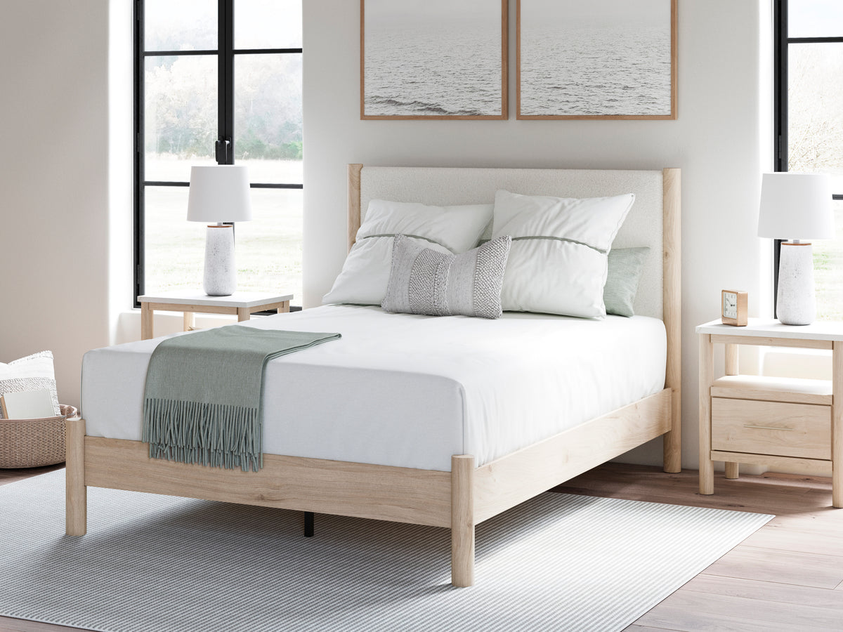 Cadmori King Upholstered Panel Set