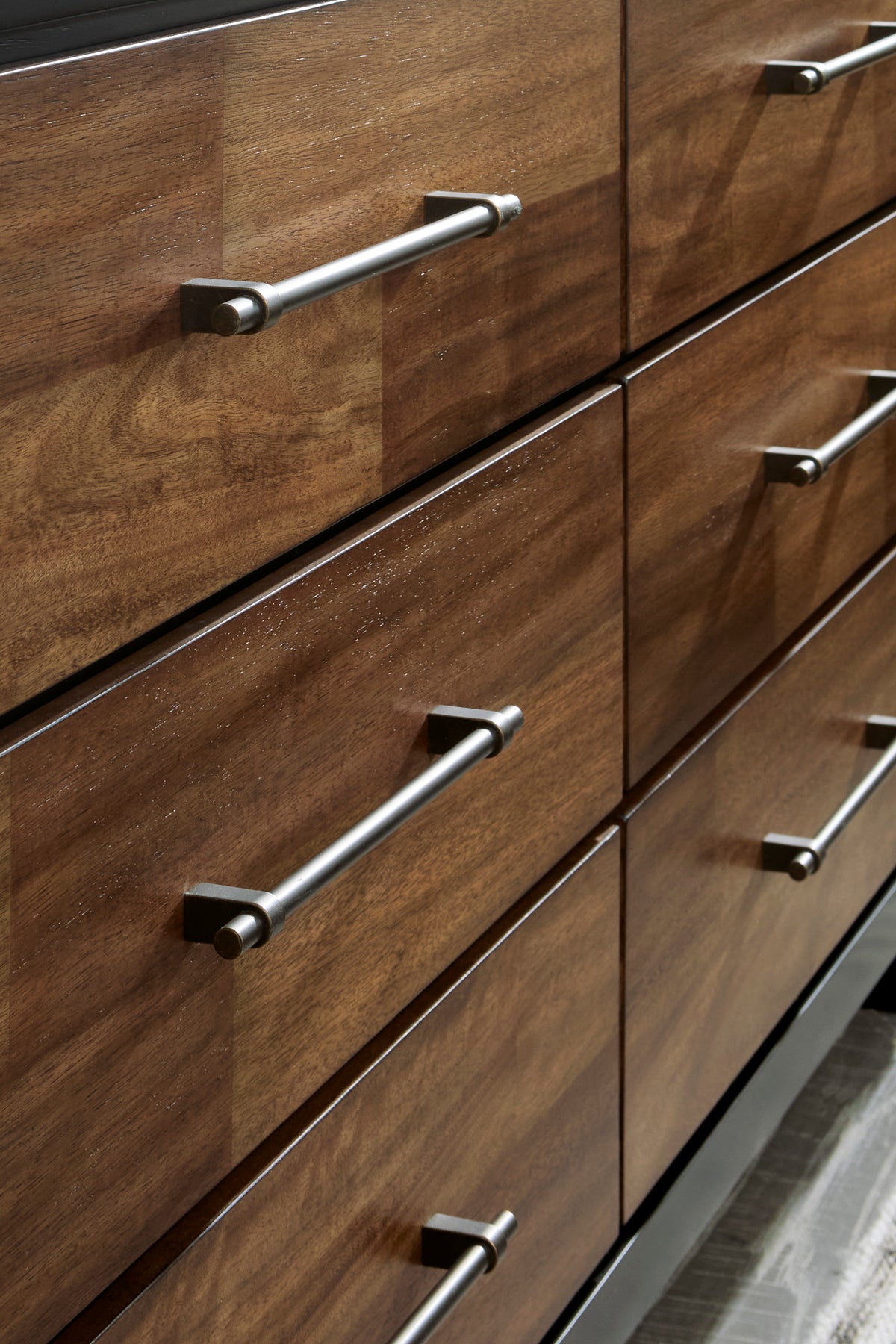 Kraeburn Five Drawer Chest
