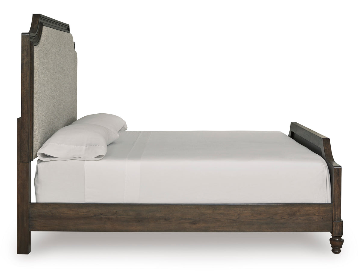 Veramond King Bedroom Set with Chest