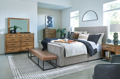 Steenlage King Upholstered Bed