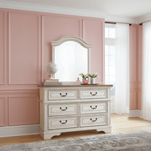 Realyn Dresser