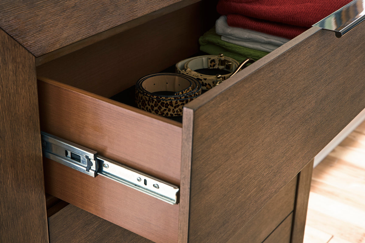 Hennington One Drawer Night Stand