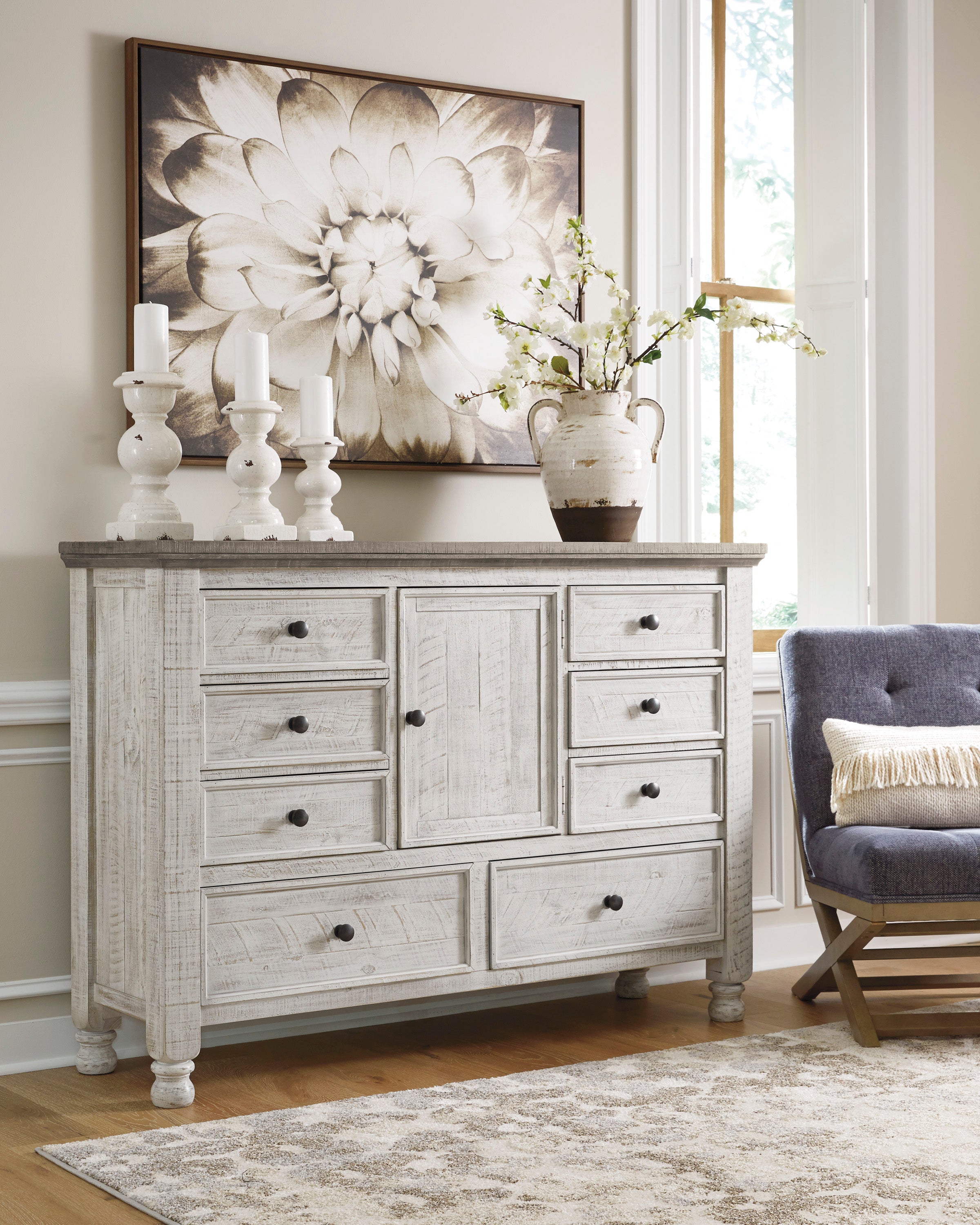 Havalance King bedroom Set