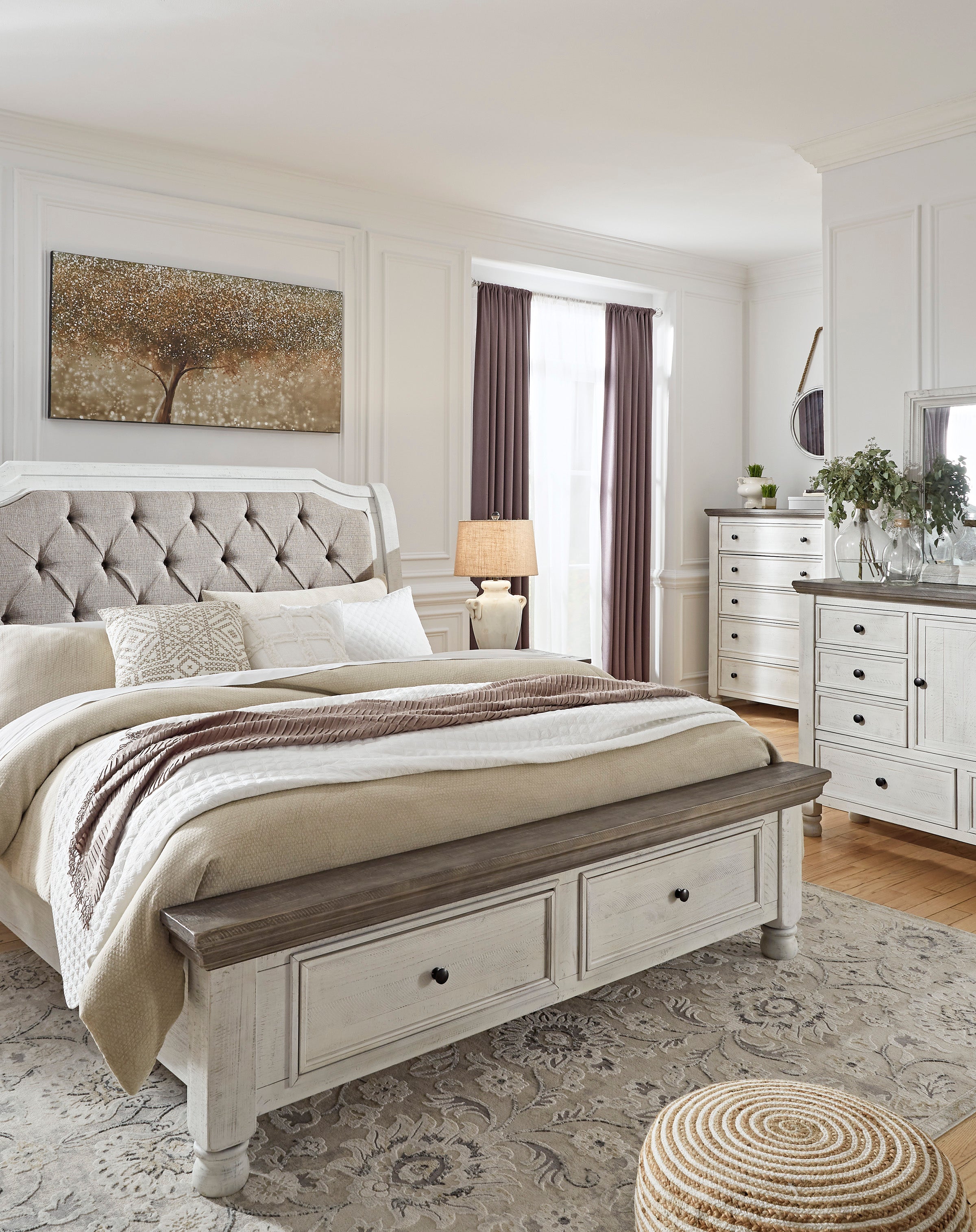 Havalance King bedroom Set
