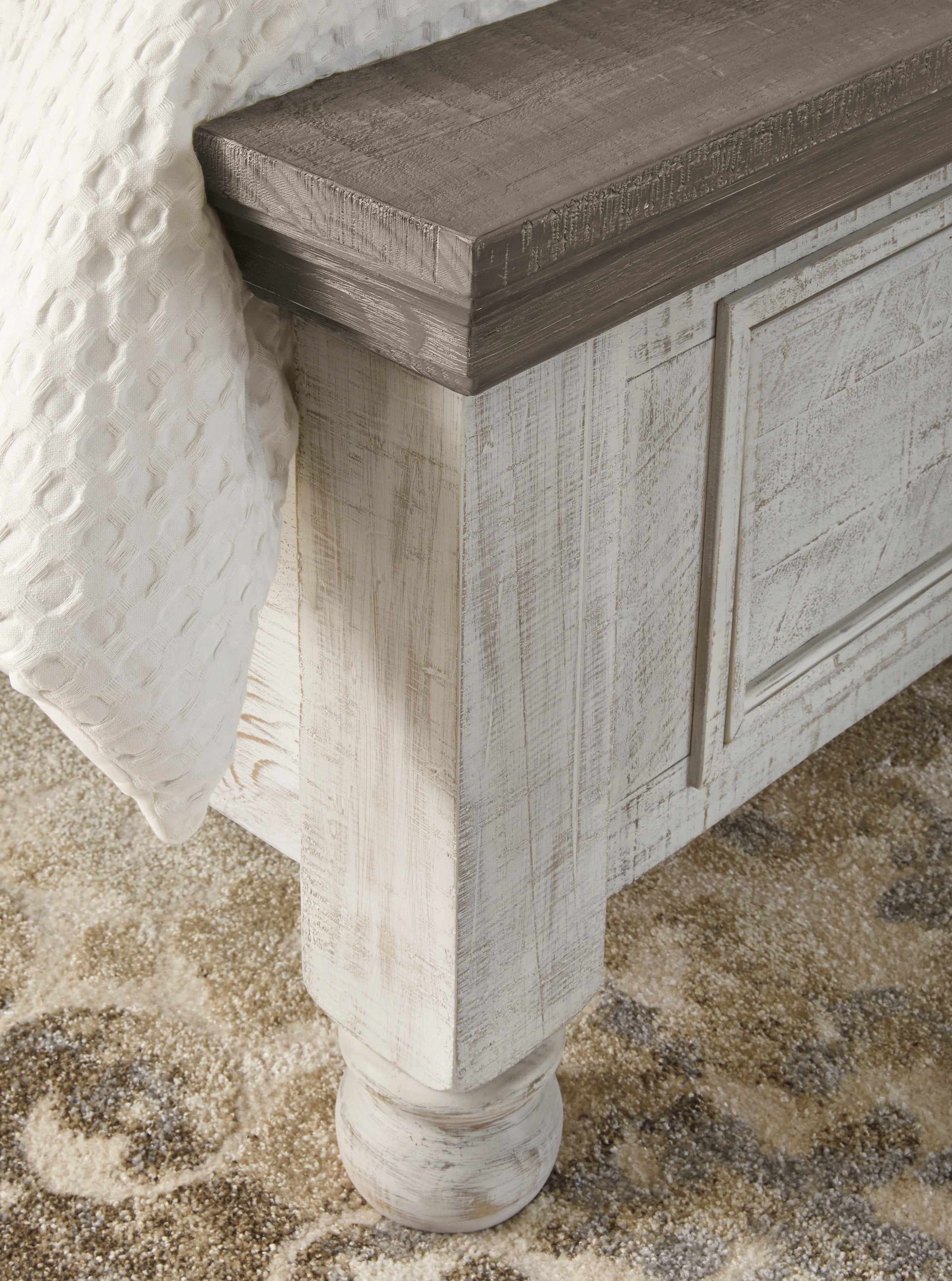 Havalance King bedroom Set