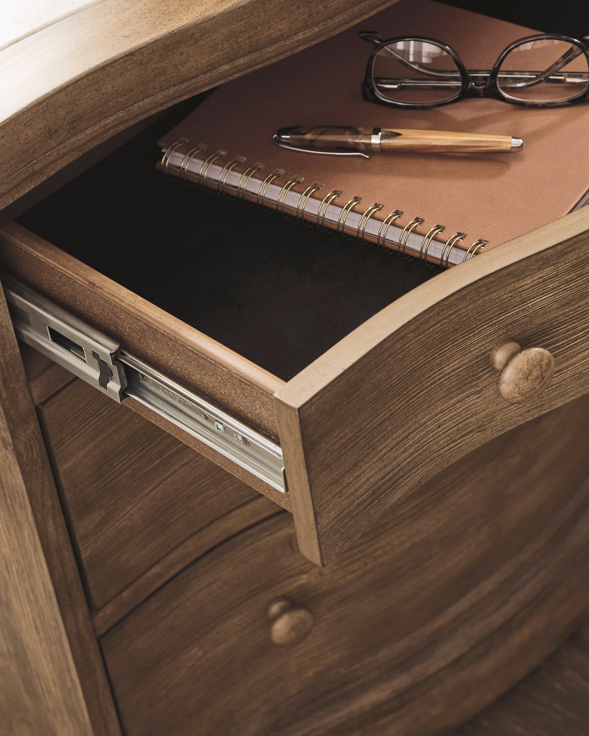 Ella Grove King Bedroom Set