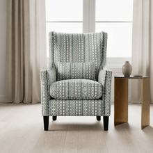 Yashki Chair
