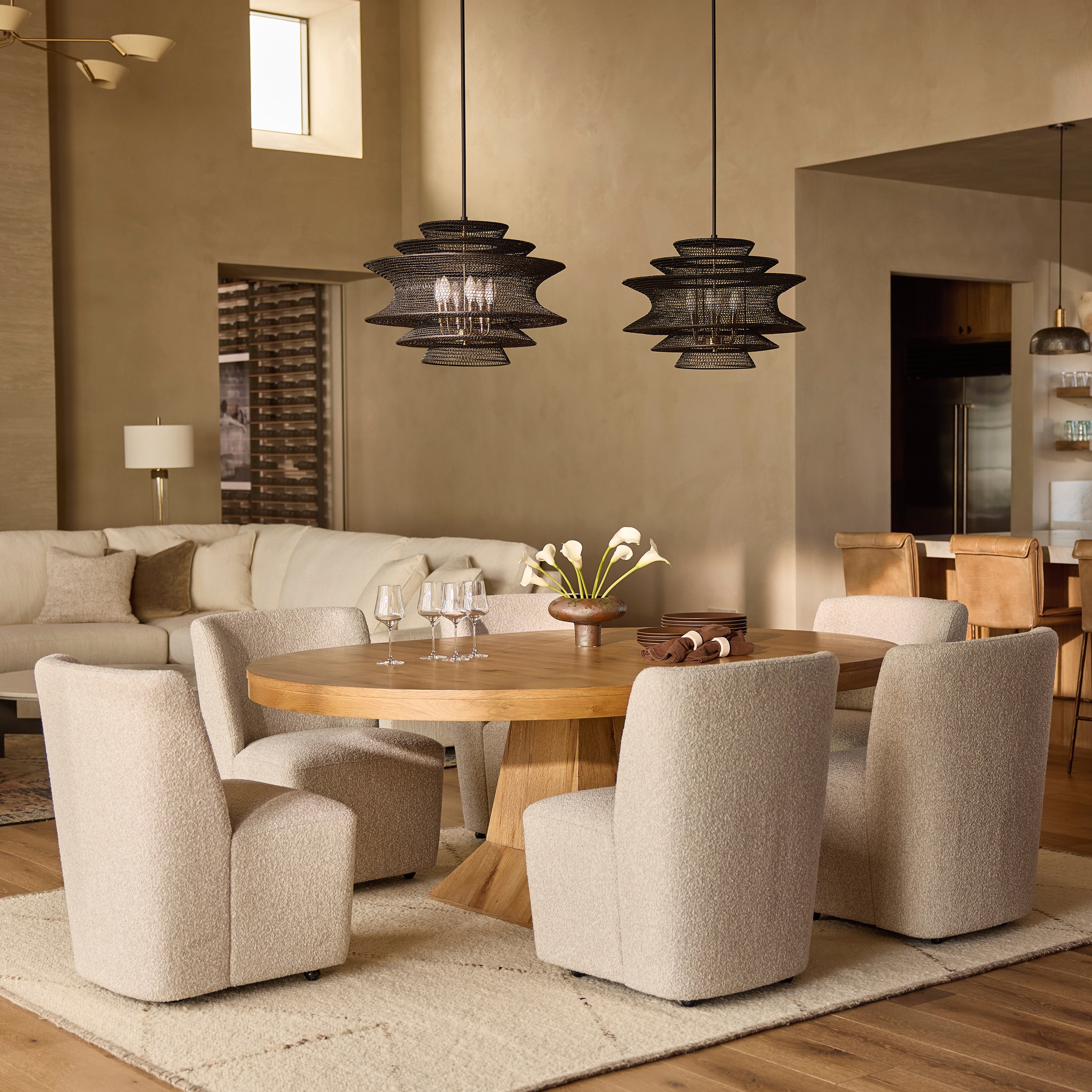 Bracken Oval Dining Room Set