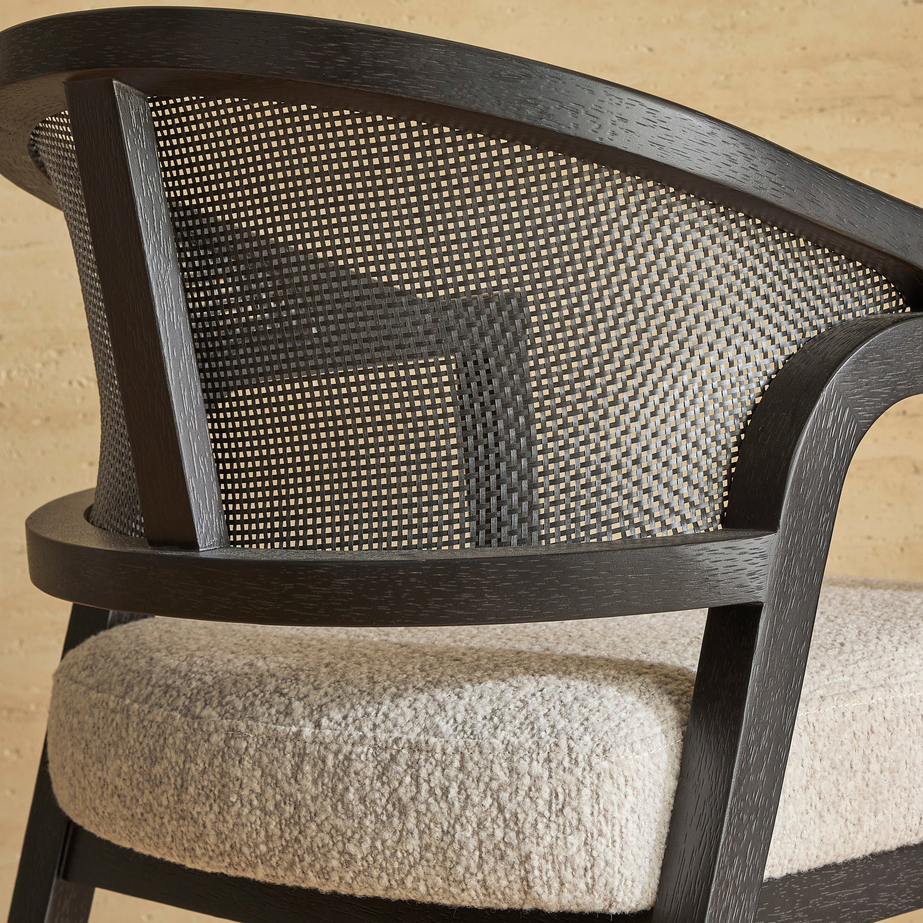 Bracken Round Dining Room Set