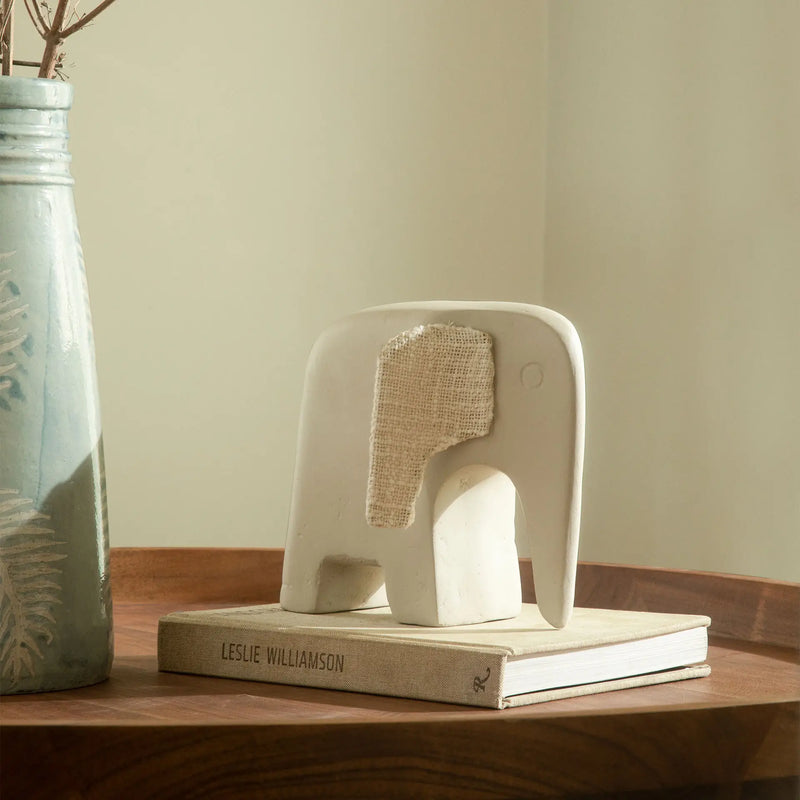 فيل زخرفي من سارافاي إيكوميكس مع قماش