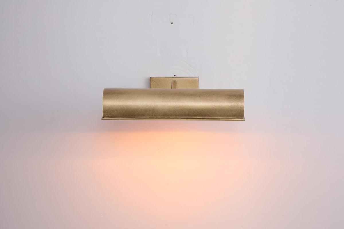 Iron Elegance Wall Lamp